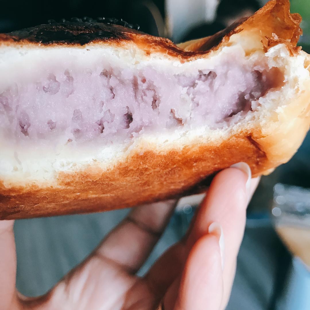 奶香味十足的芋泥软餐包（手揉面团，千石烤箱）