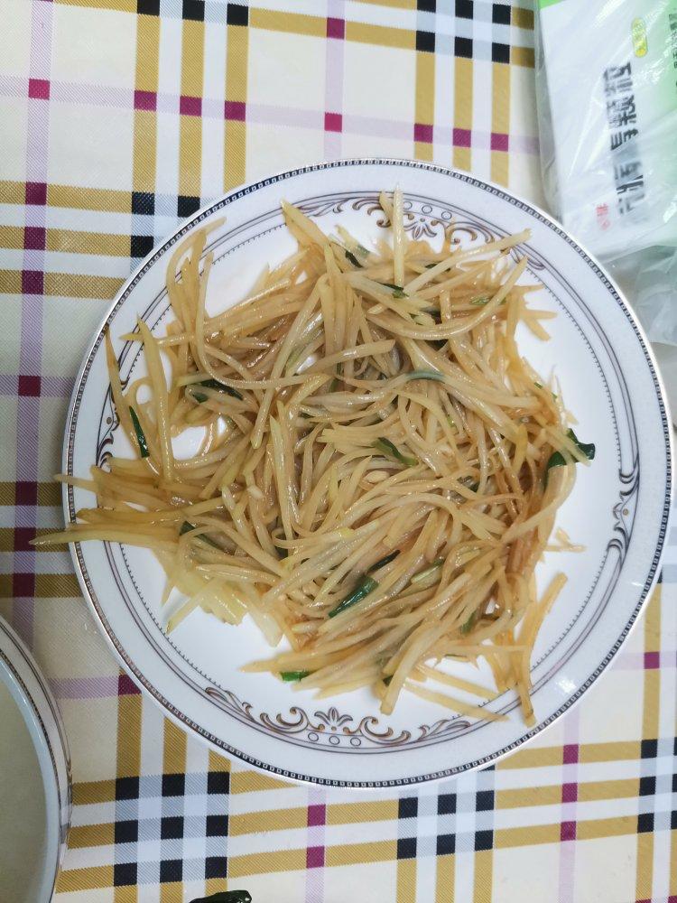 在家也能做出馆子味儿的醋溜/炝炒/酸辣土豆丝（就是那道看似简单，实则步步玄机的土豆丝）