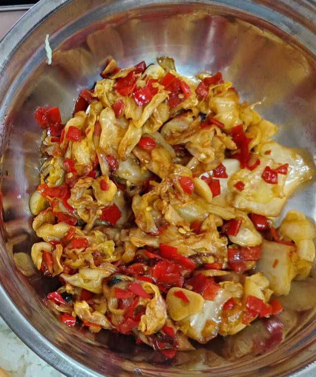 酸爽开胃的手撕包菜