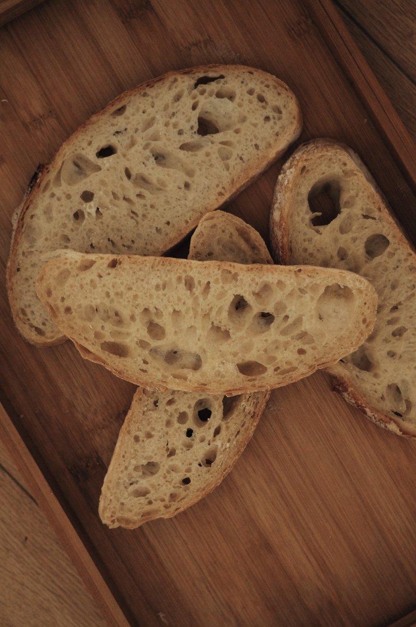 外脆内软不用揉面的乡村面包