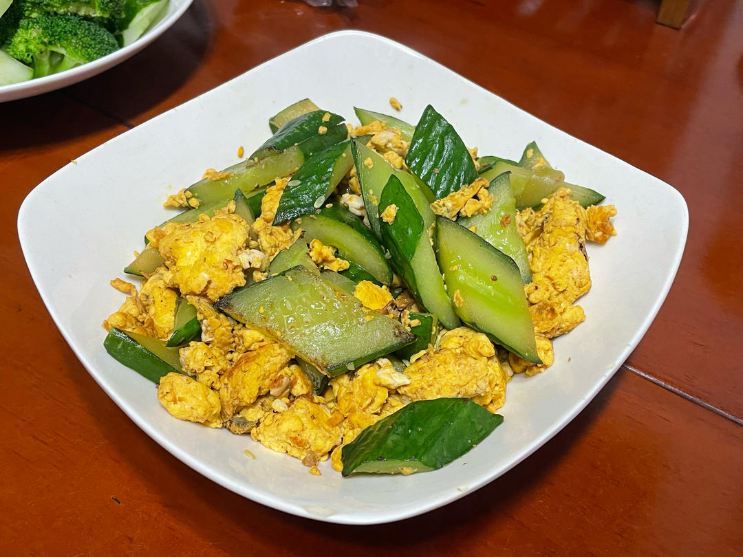 黄瓜炒鸡蛋 （青瓜炒鸡蛋）