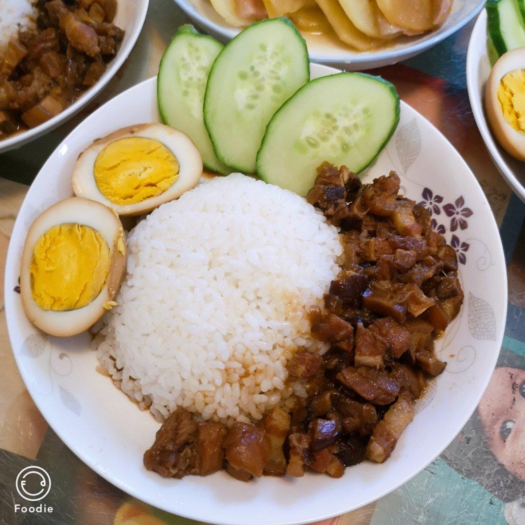 冬笋香菇卤肉饭（一碗饭俘获老公的胃）
