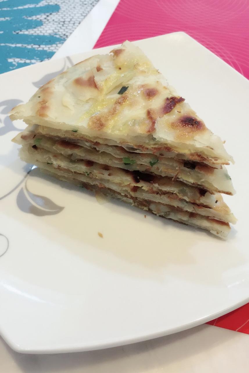 鸡蛋葱油饼                  （更新饼坯保存方法）