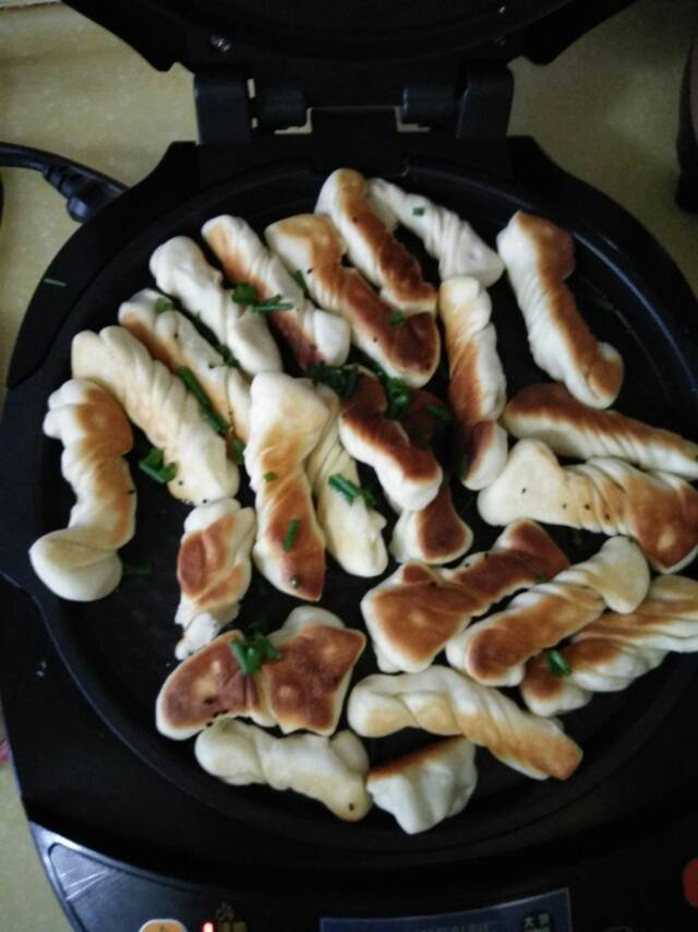 一定要做！—煎卷子【生煎花卷】