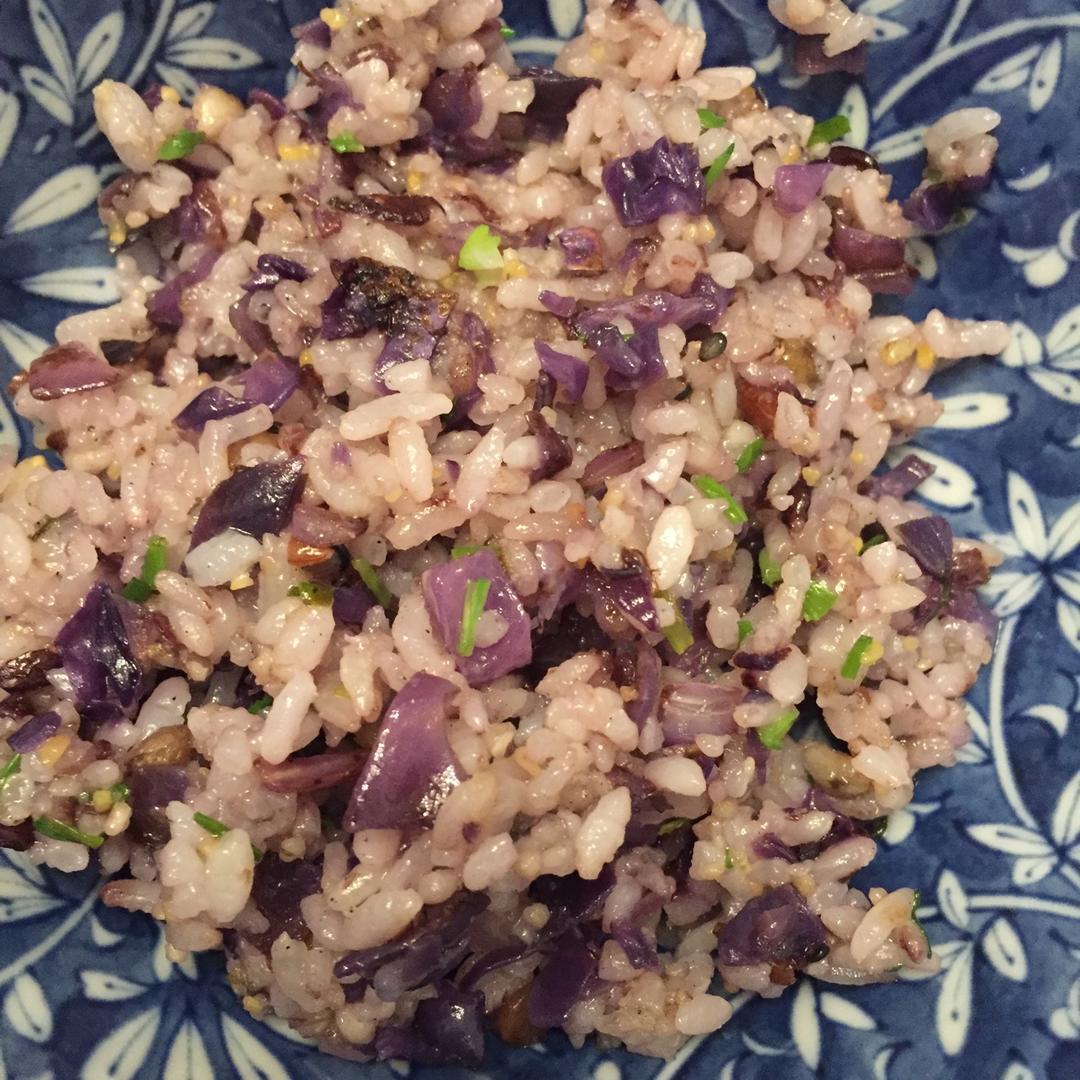 紫甘蓝炒饭