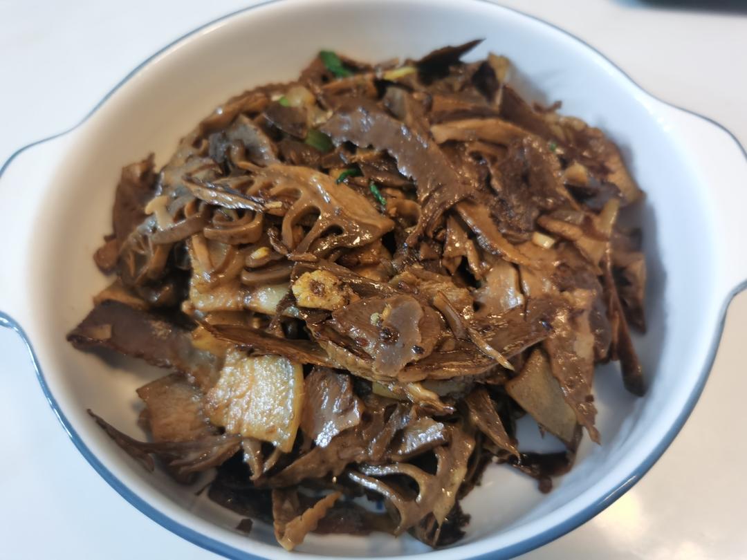超级下饭的笋干炒肉
