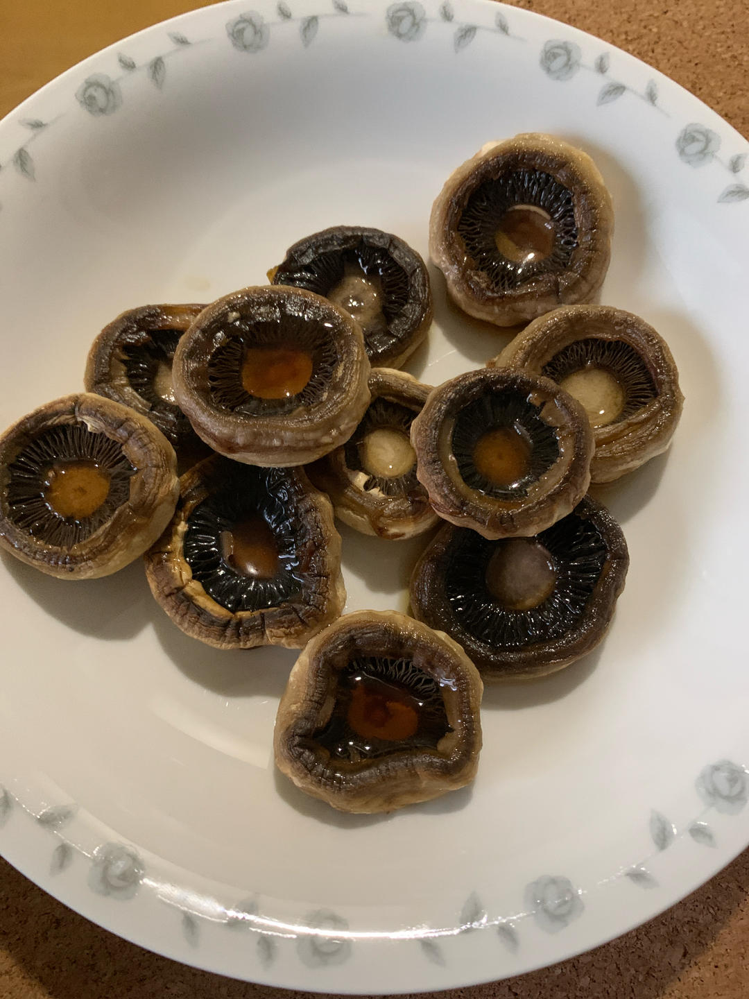 香煎口蘑  鲜的扭起来