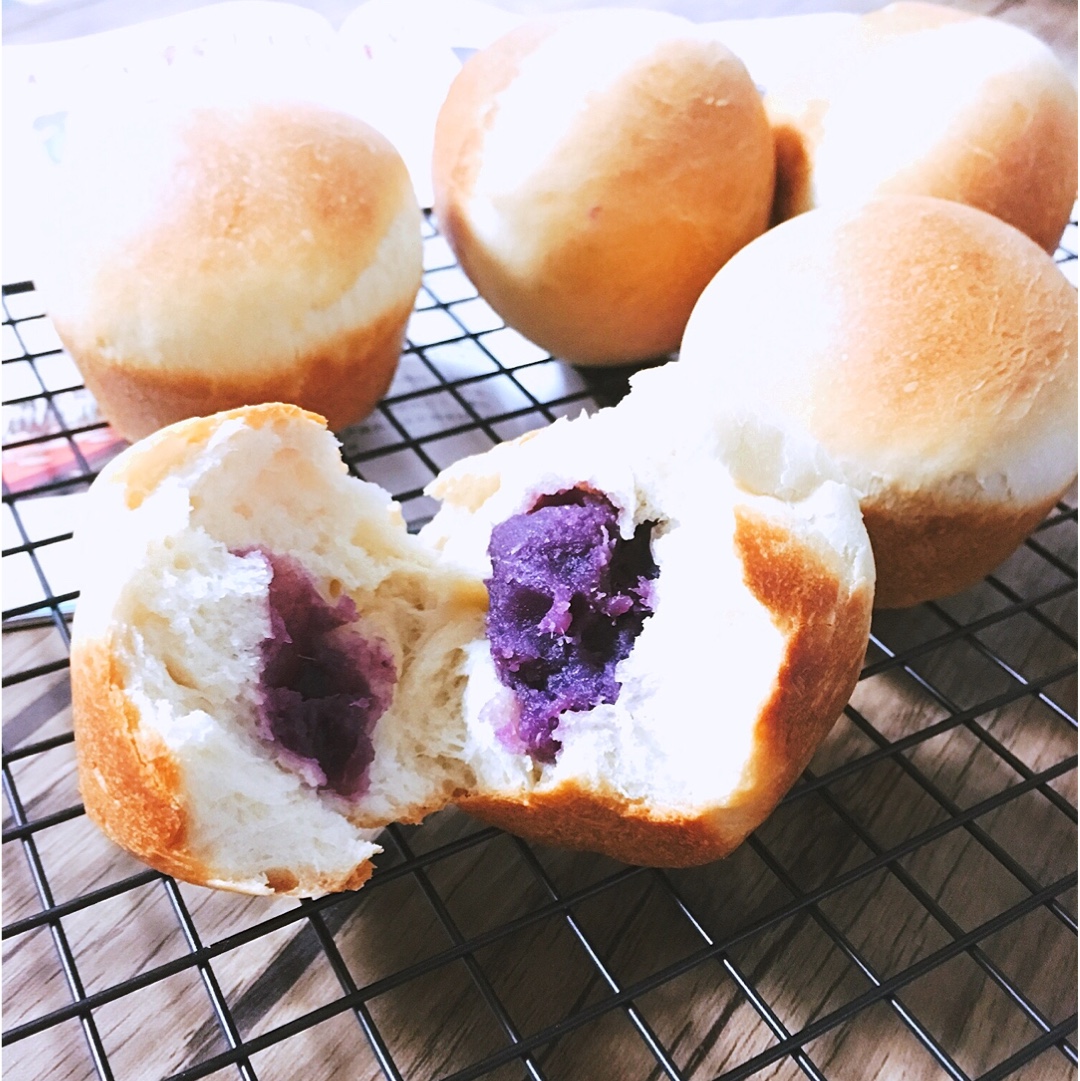 软软萌萌的紫米小面包