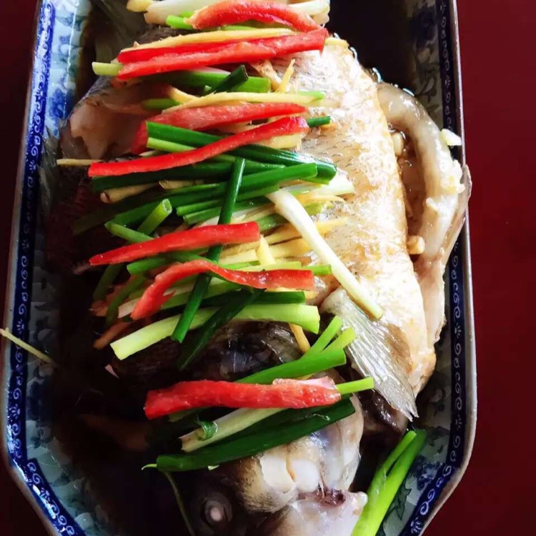 清蒸鲈鱼