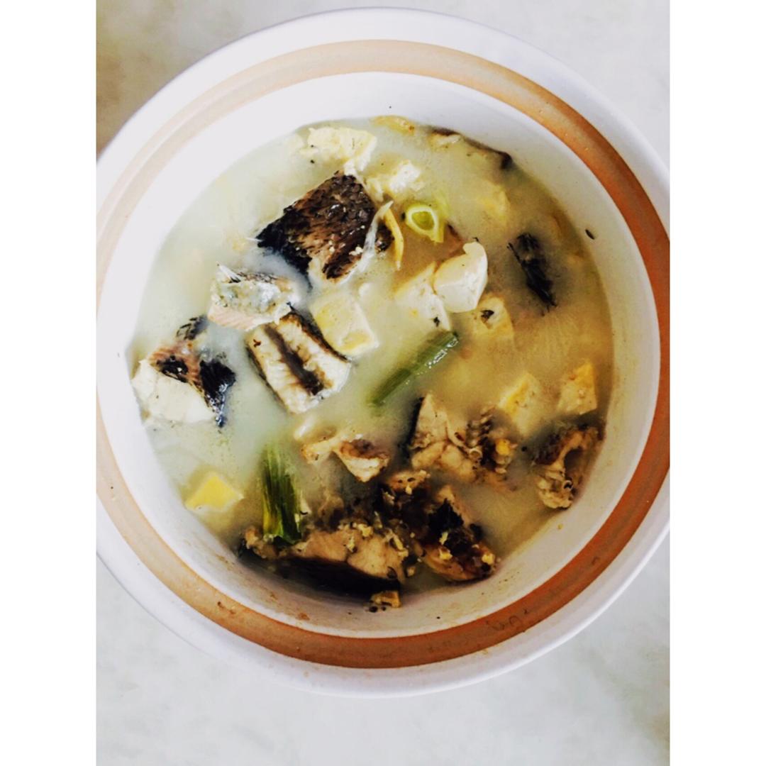 黑鱼豆腐汤