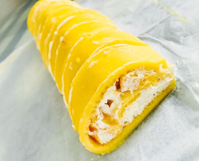 打发失败的蛋白(黄桃蛋糕卷)的做法