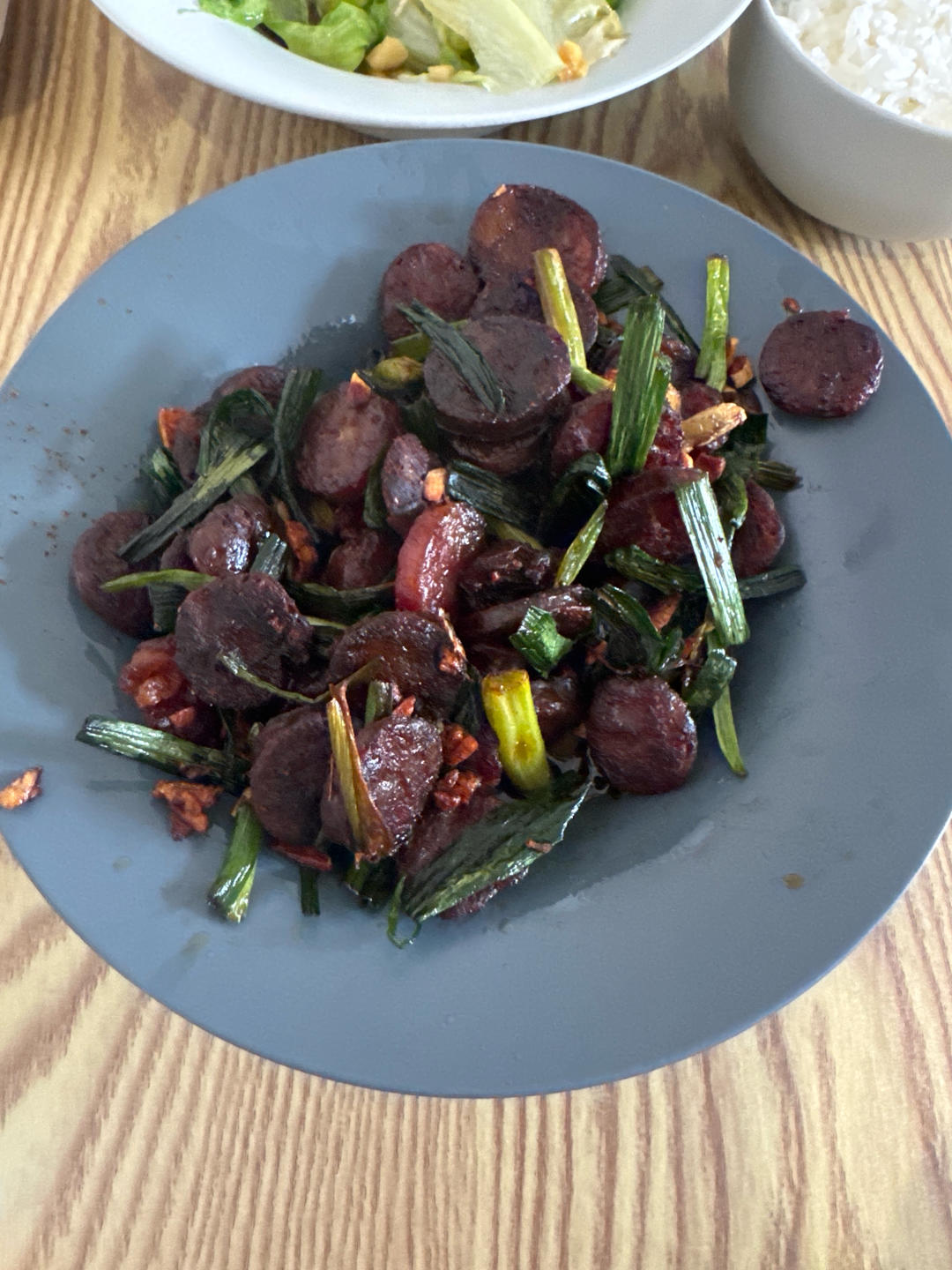 蒜苗炒腊肠