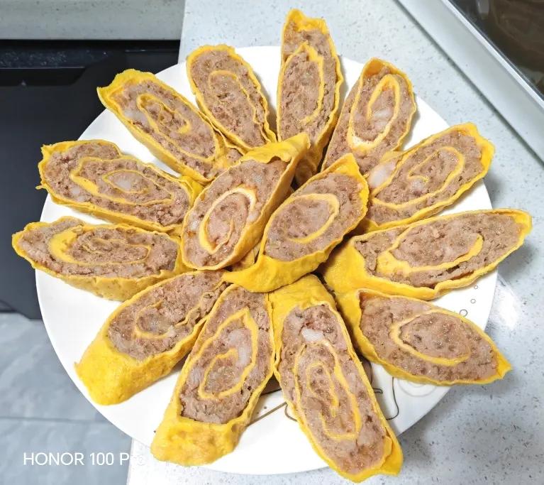 鸡蛋肉卷