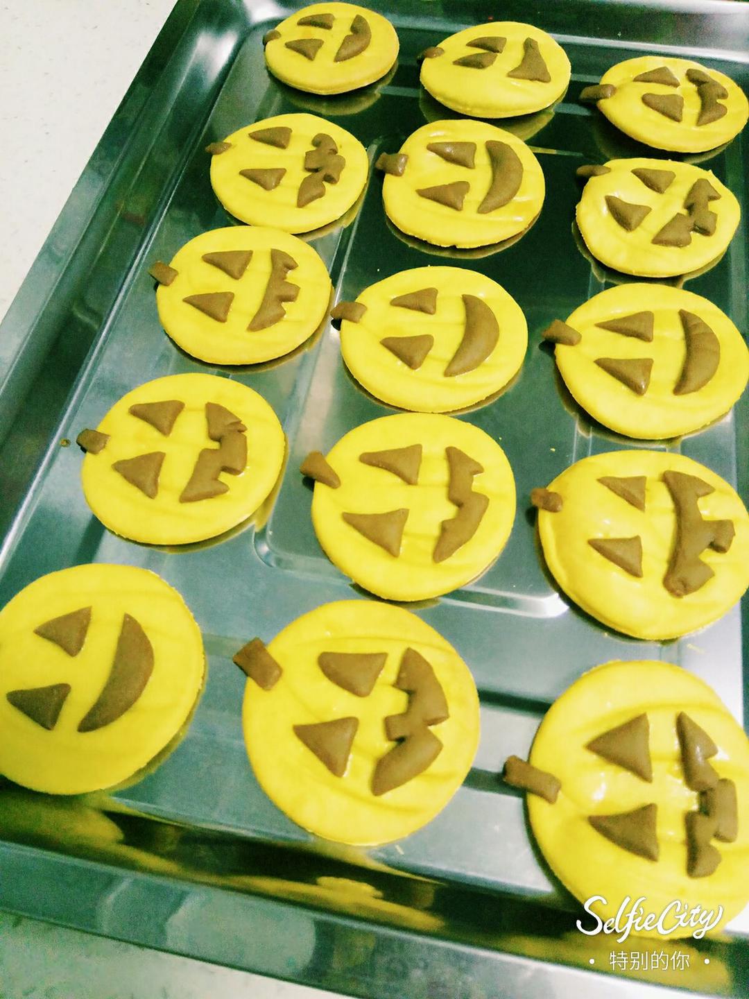 无需模具的万圣节南瓜饼干  Halloween pumpkin cookies