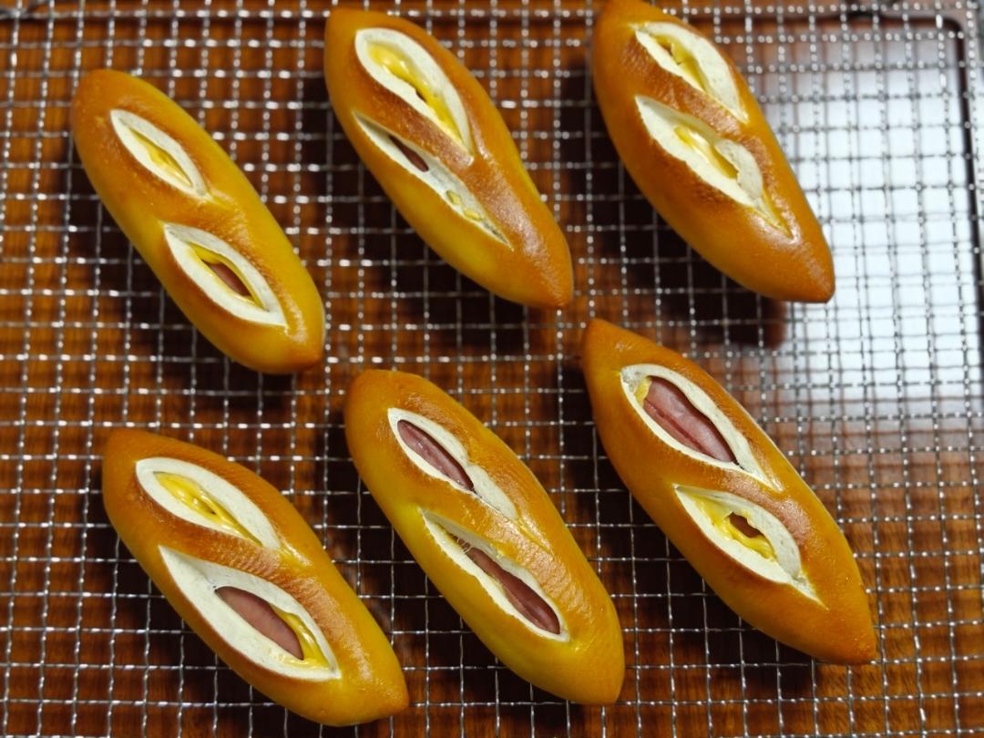 德式香肠芝士碱水棒🥖肉食党的本命面包