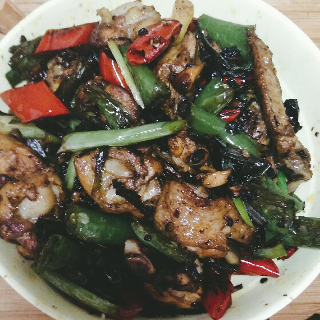 回锅香辣鸡翅