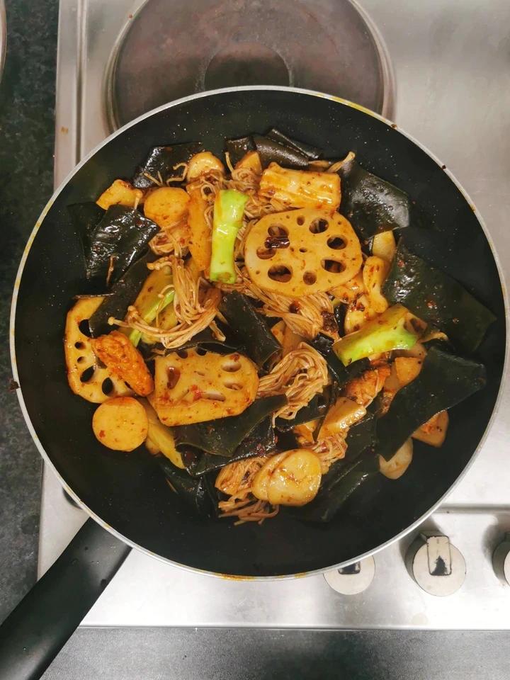 自制麻辣香锅㊙️香辣过瘾