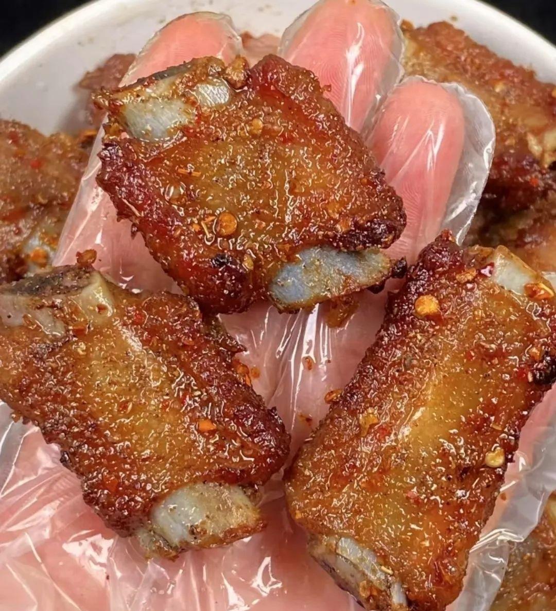 蒜香椒盐排骨