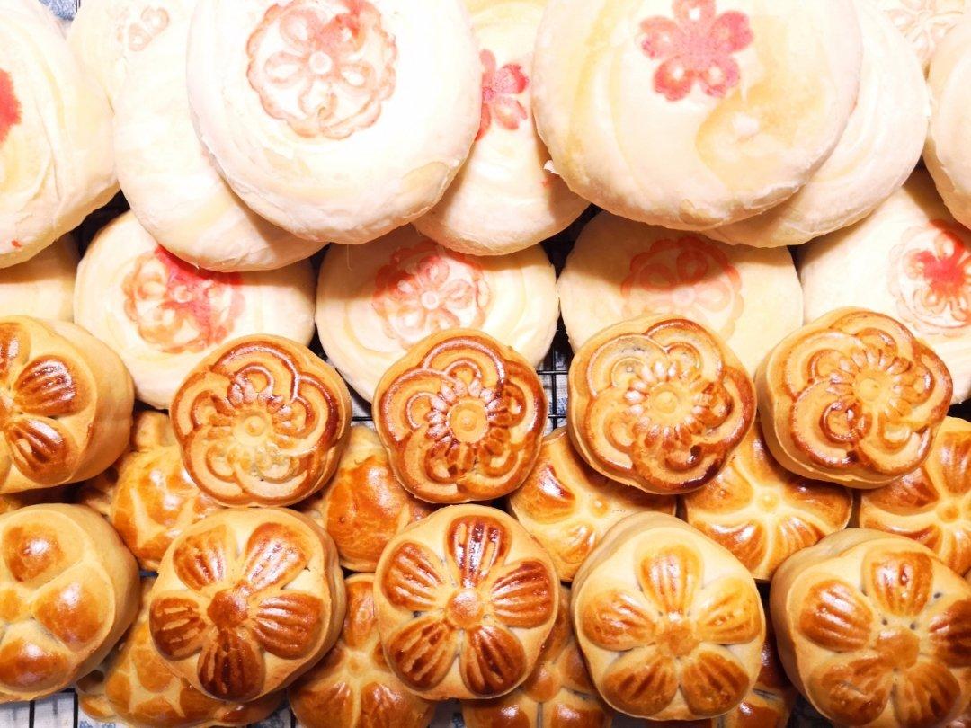 广式月饼—蛋黄莲蓉月饼