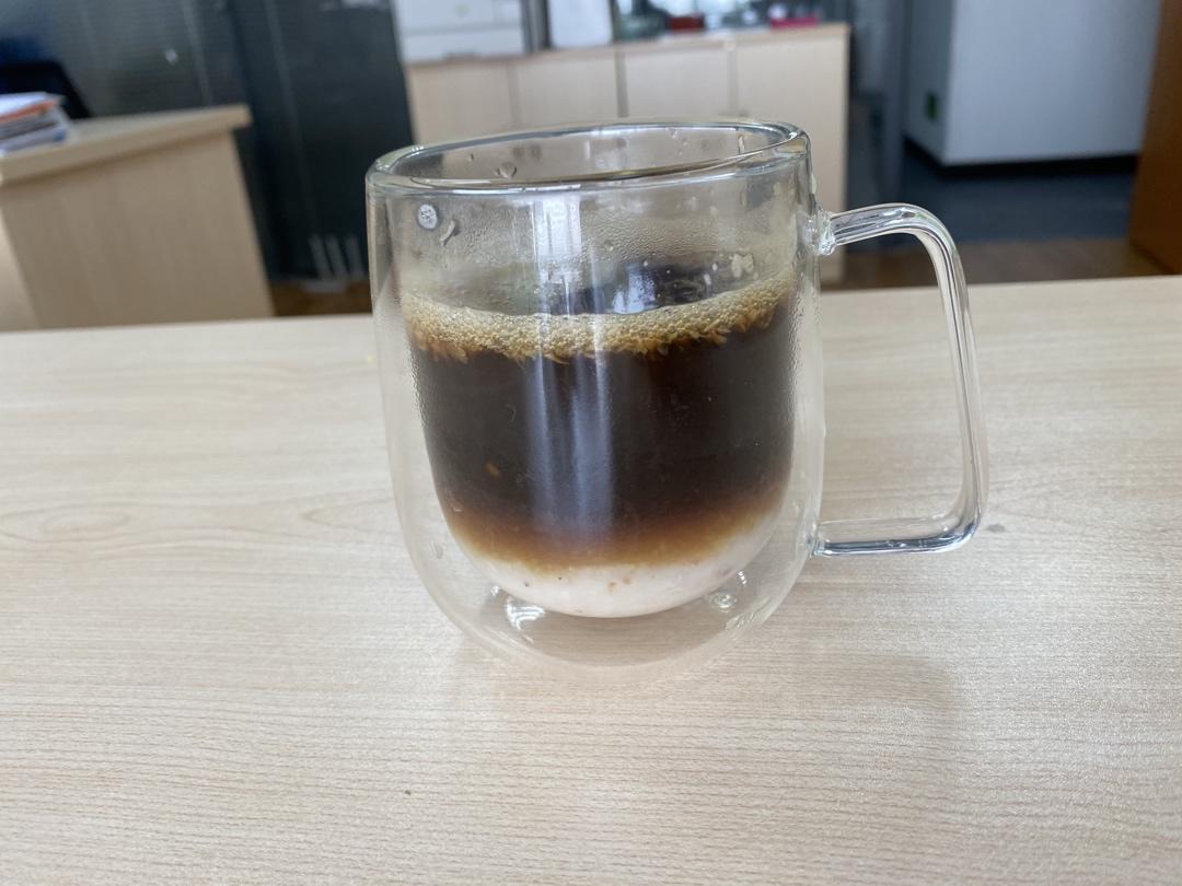 冰荔枝咖啡