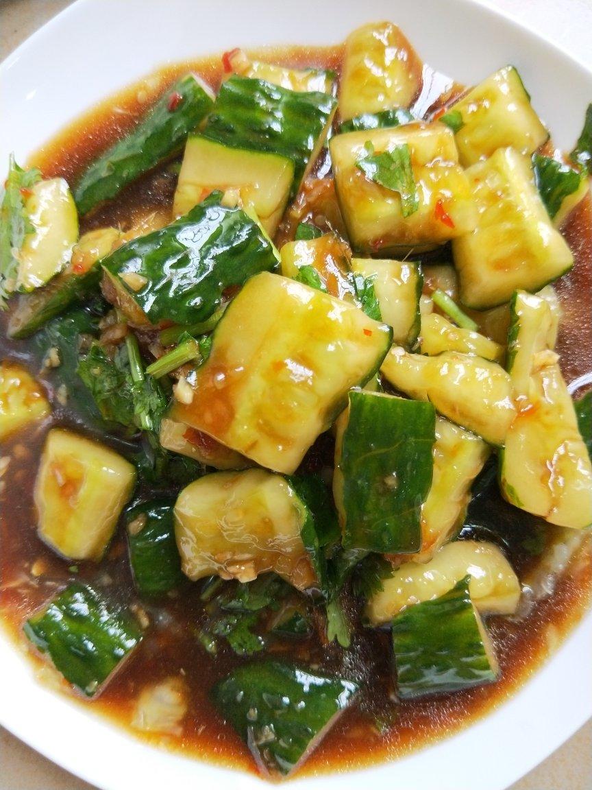 凉拌黄瓜