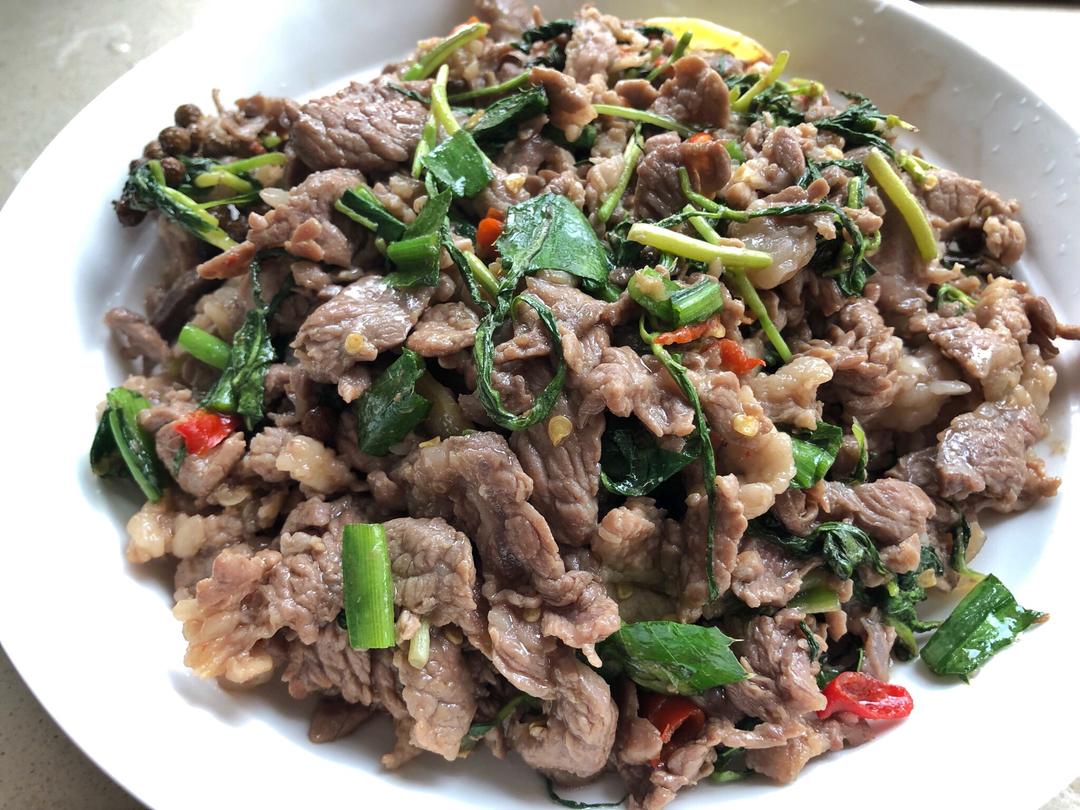 小炒牛肉（云南红河州版）的做法