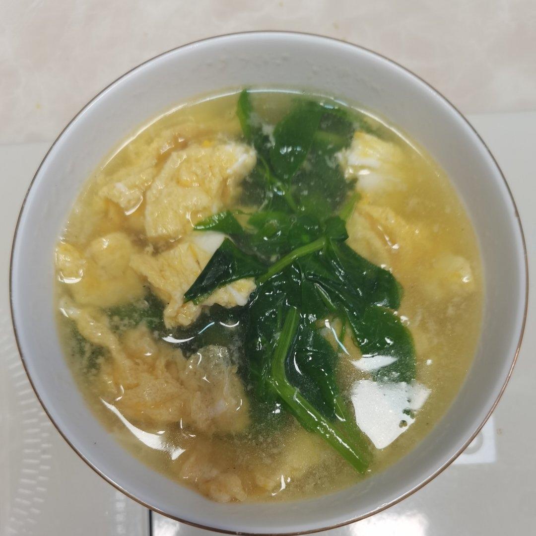 豌豆尖煎蛋汤