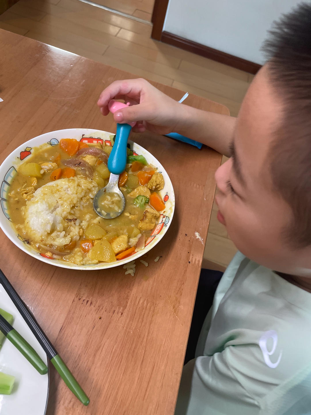 零失败日式咖喱鸡肉饭！！最正宗日本家庭做法！简单又好吃！