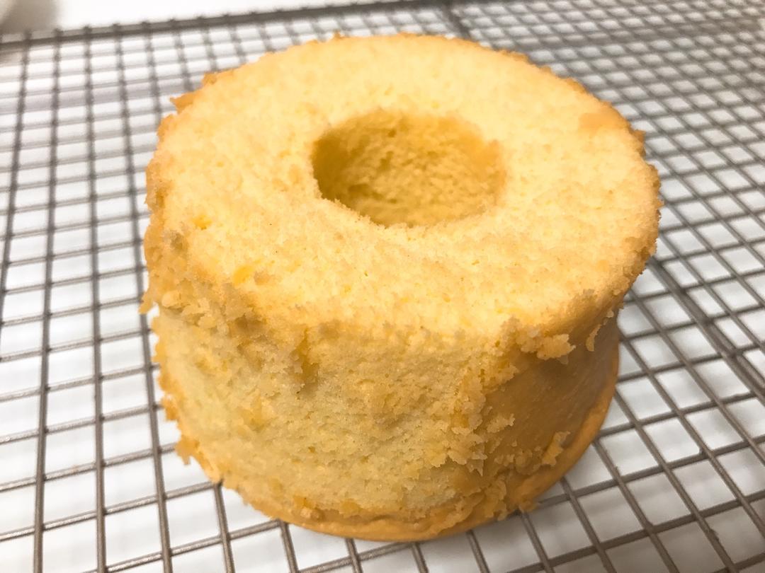 烤箱做蛋糕（戚风蛋糕的做法）