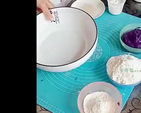紫薯火腿卷的做法 步骤3