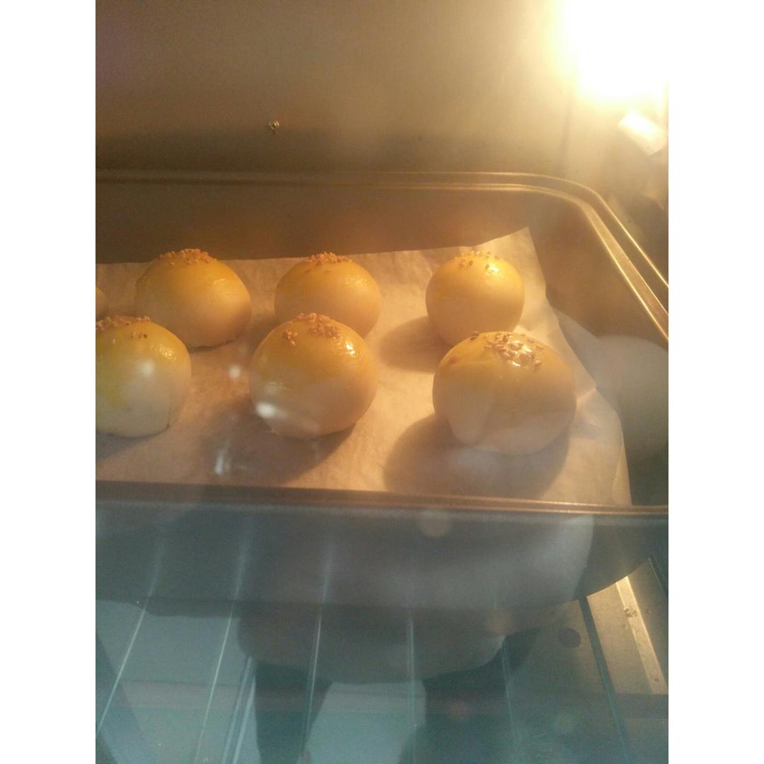 蛋黄酥：抹茶酥：（奶黄味）