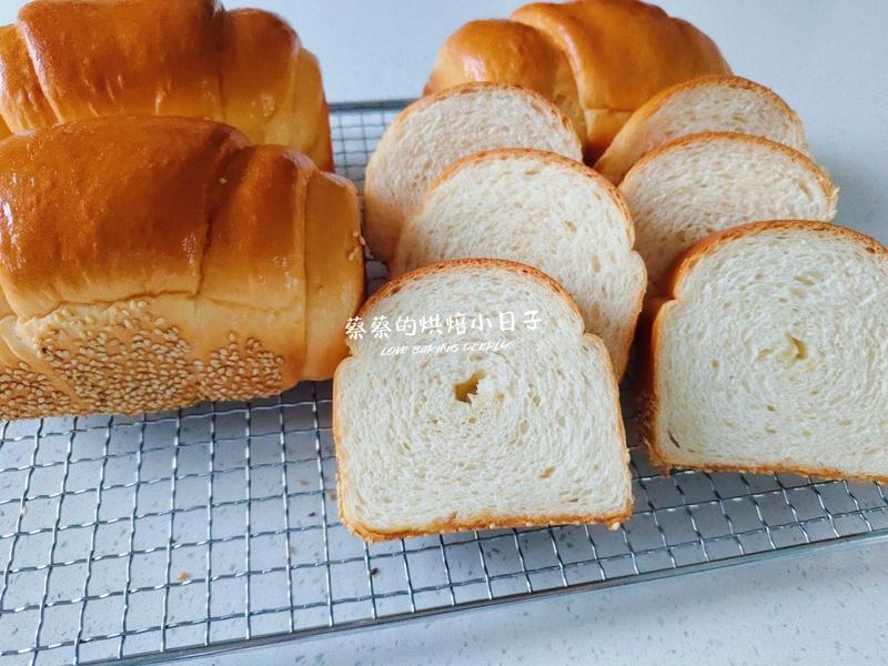 纯奶手撕吐司的做法 步骤1