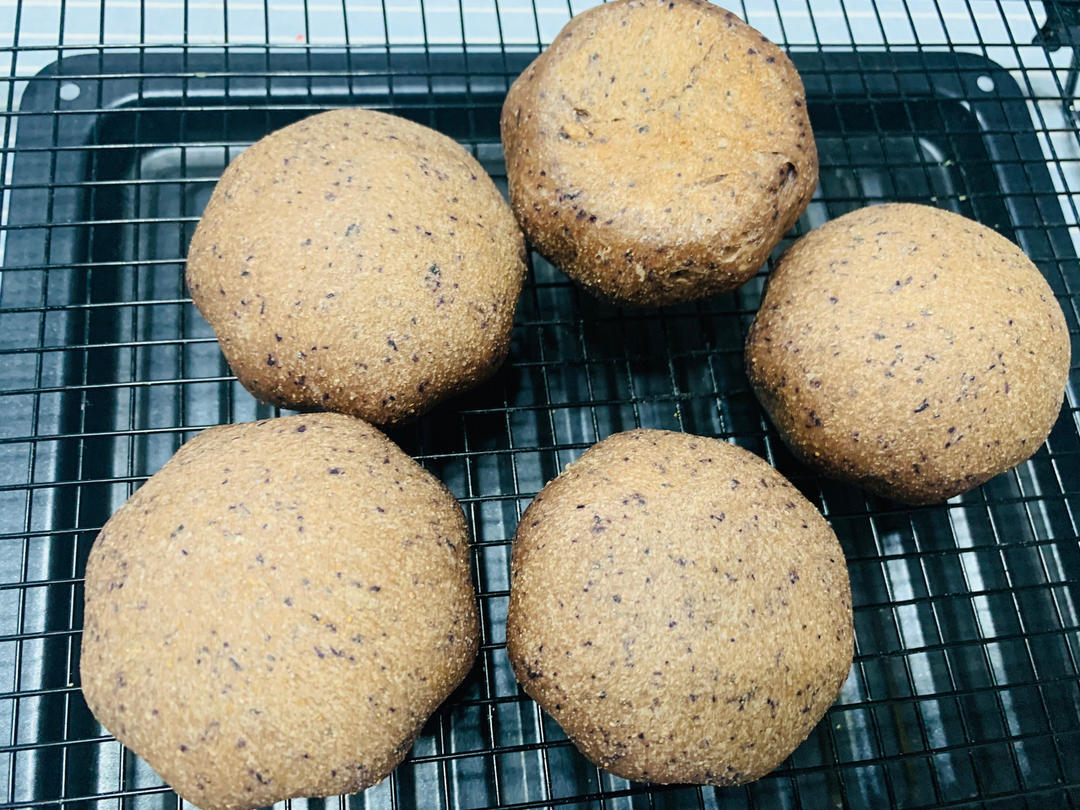 蓝莓全麦包100%全麦 鲜蓝莓制作