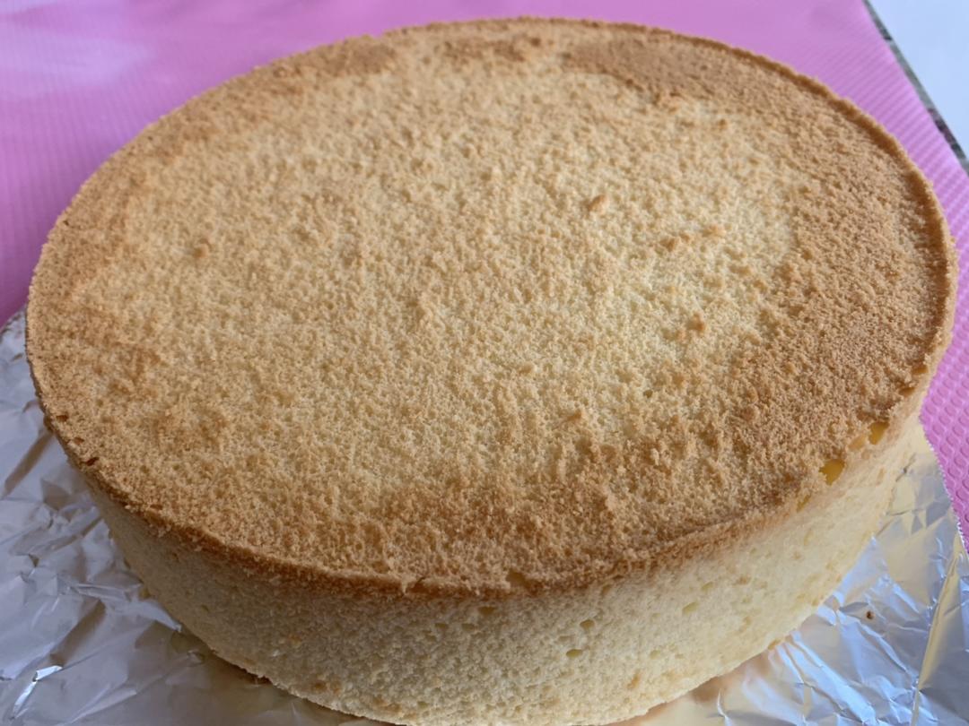 六、八、十寸戚风蛋糕
不回缩 不收腰