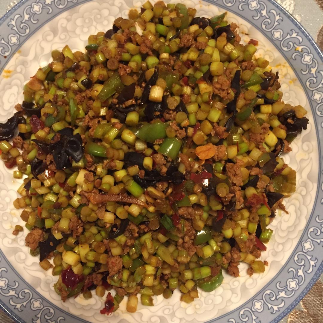 下饭菜～蒜苔肉末