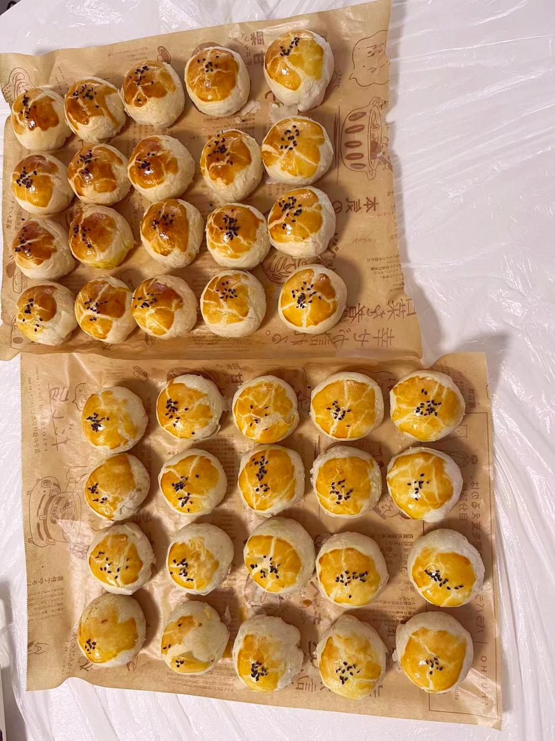 超简单 免揉 酥掉渣的蛋黄酥(超详细附全程视频)不破酥『万能酥皮』