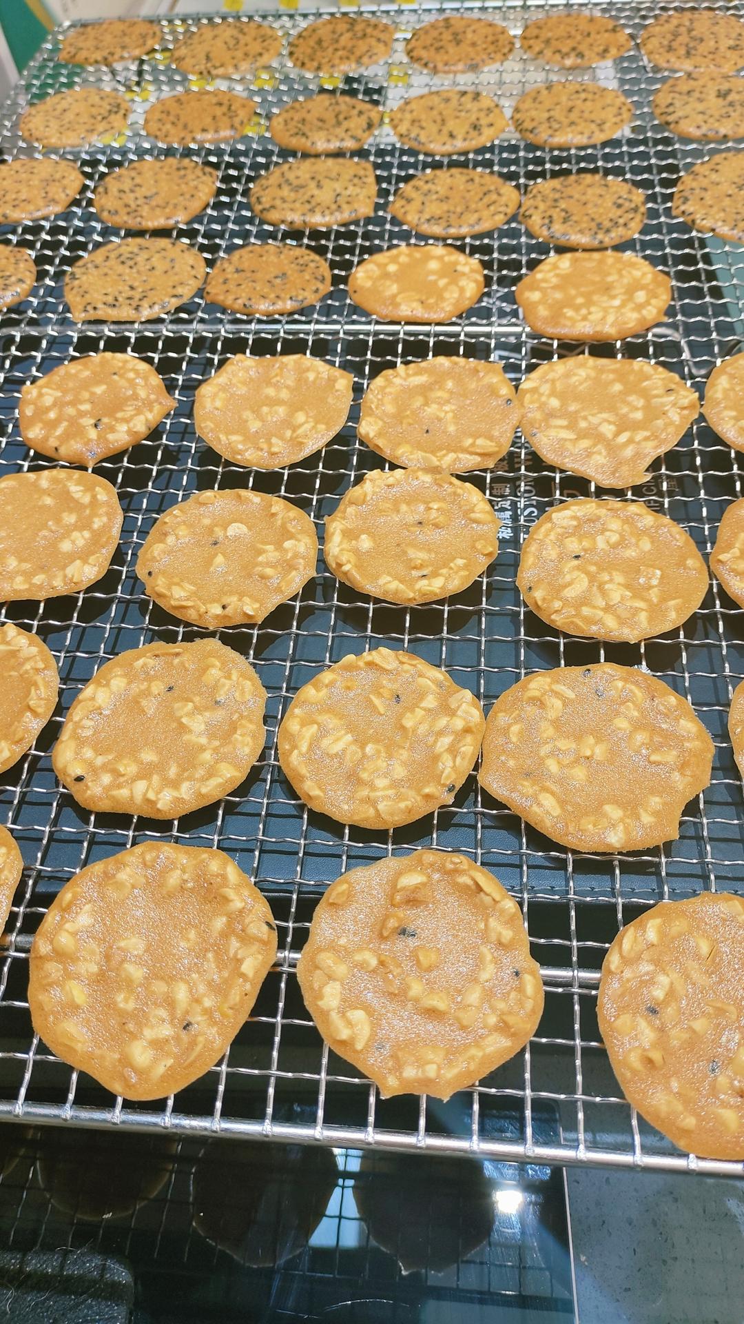 白芝麻薄脆饼干（消耗蛋白）