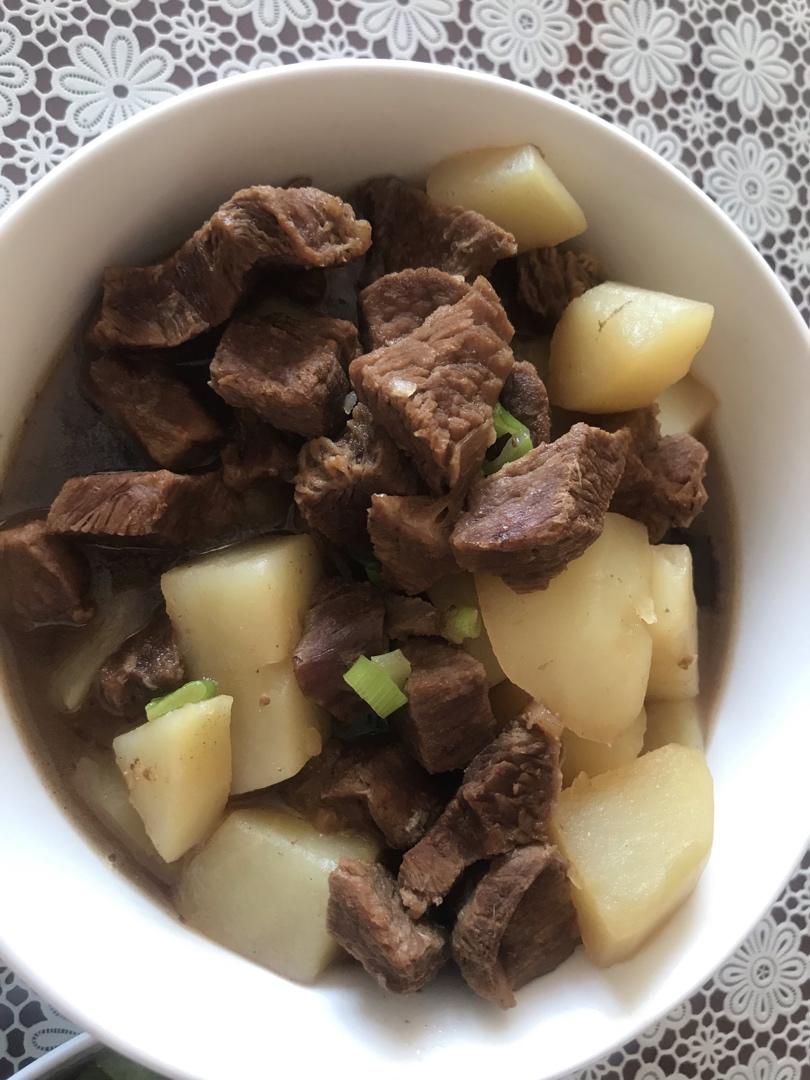 土豆炖牛肉（高压锅版）