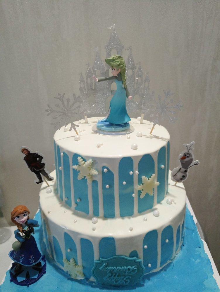 azhendjdl做的冰雪奇缘主题双层蛋糕--frozen艾莎