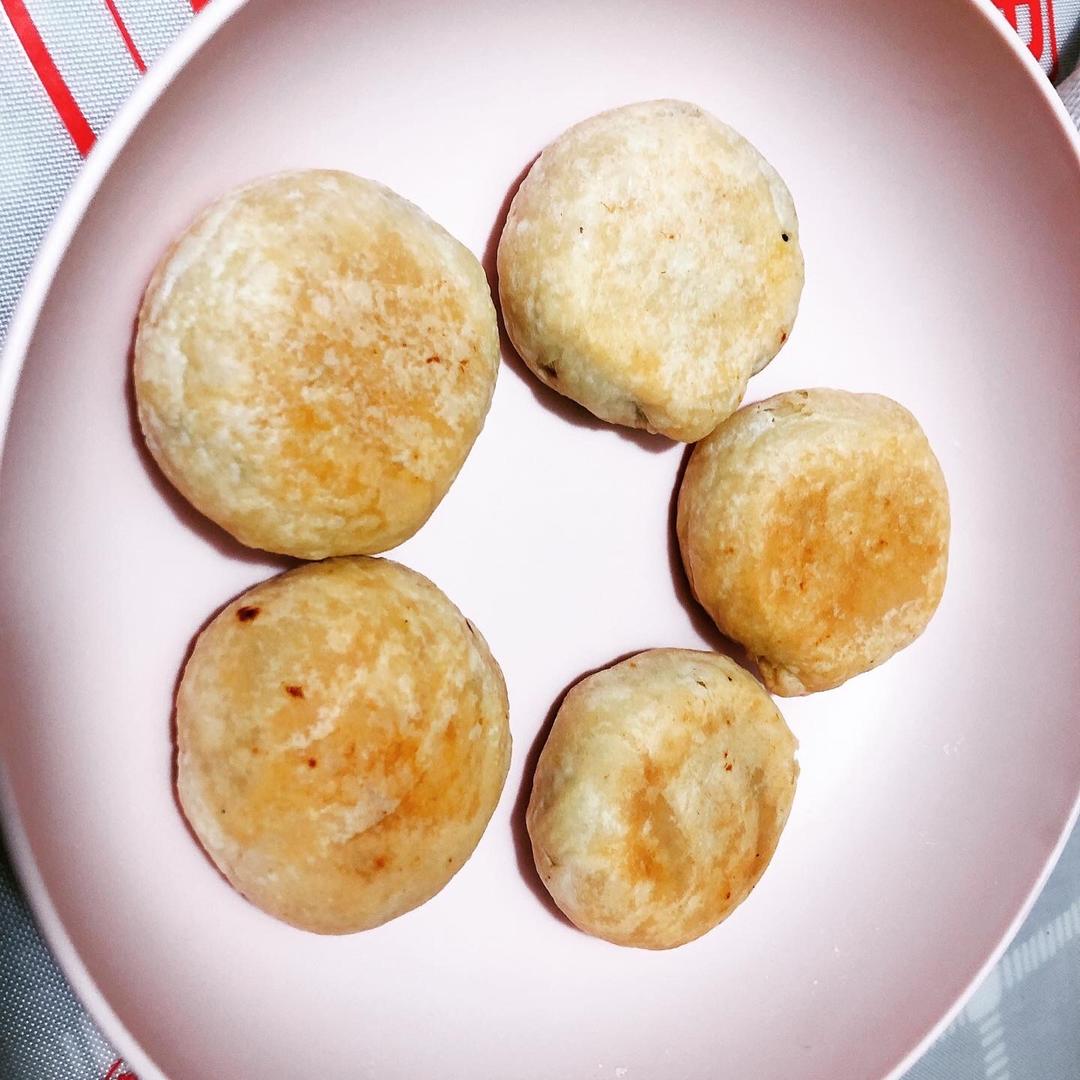 又香又酥的板栗肉松饼，吃一口就放不下啦！