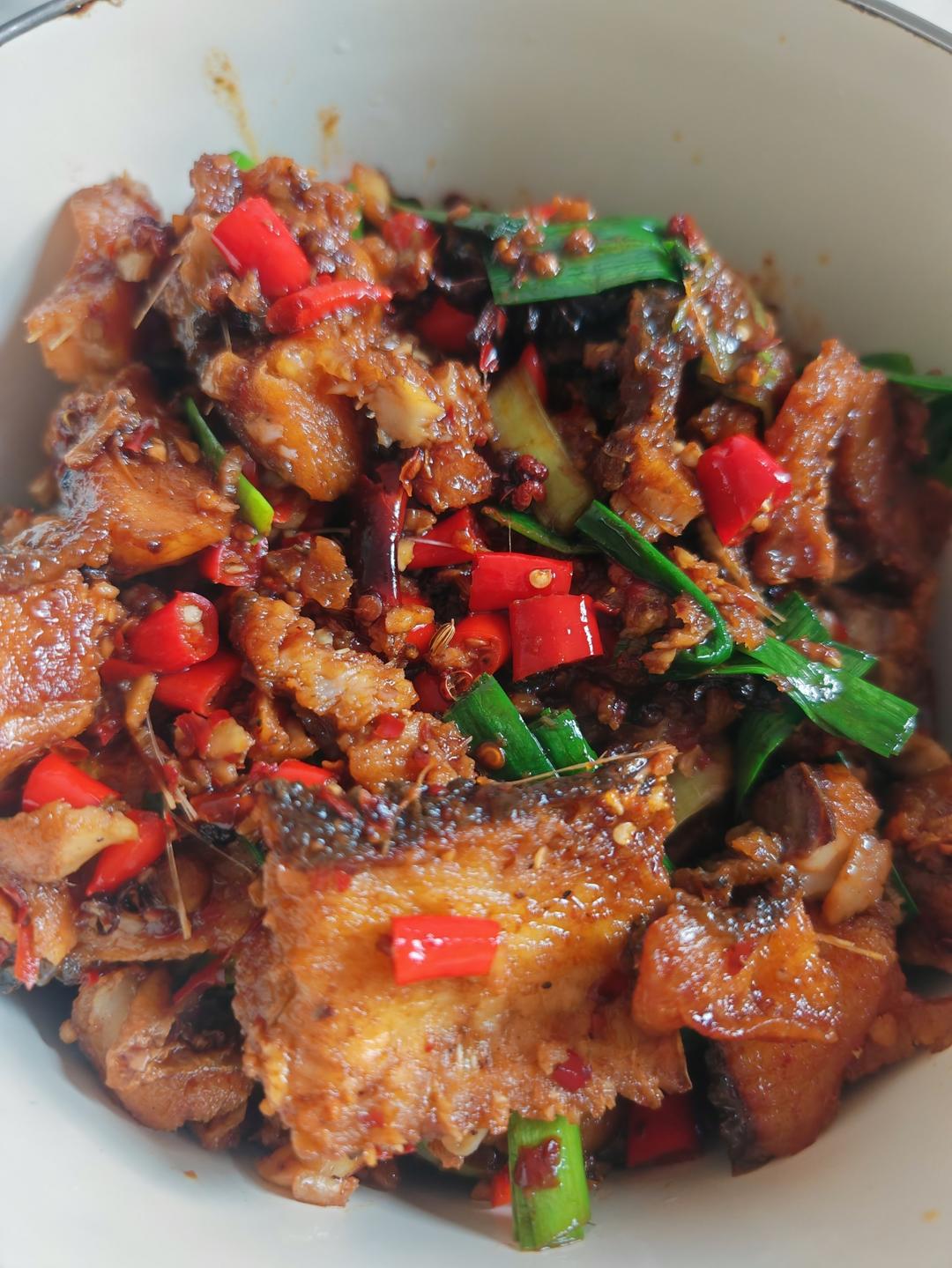 朋友建议我开个小馆子😅😅香辣鱼块太香了🔥