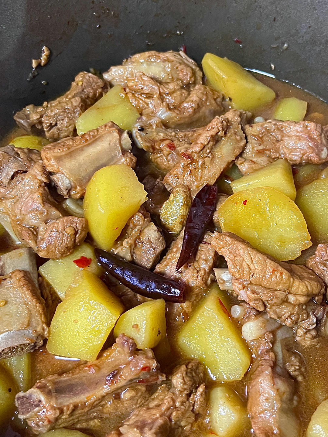 土豆炖排骨🥔的做法