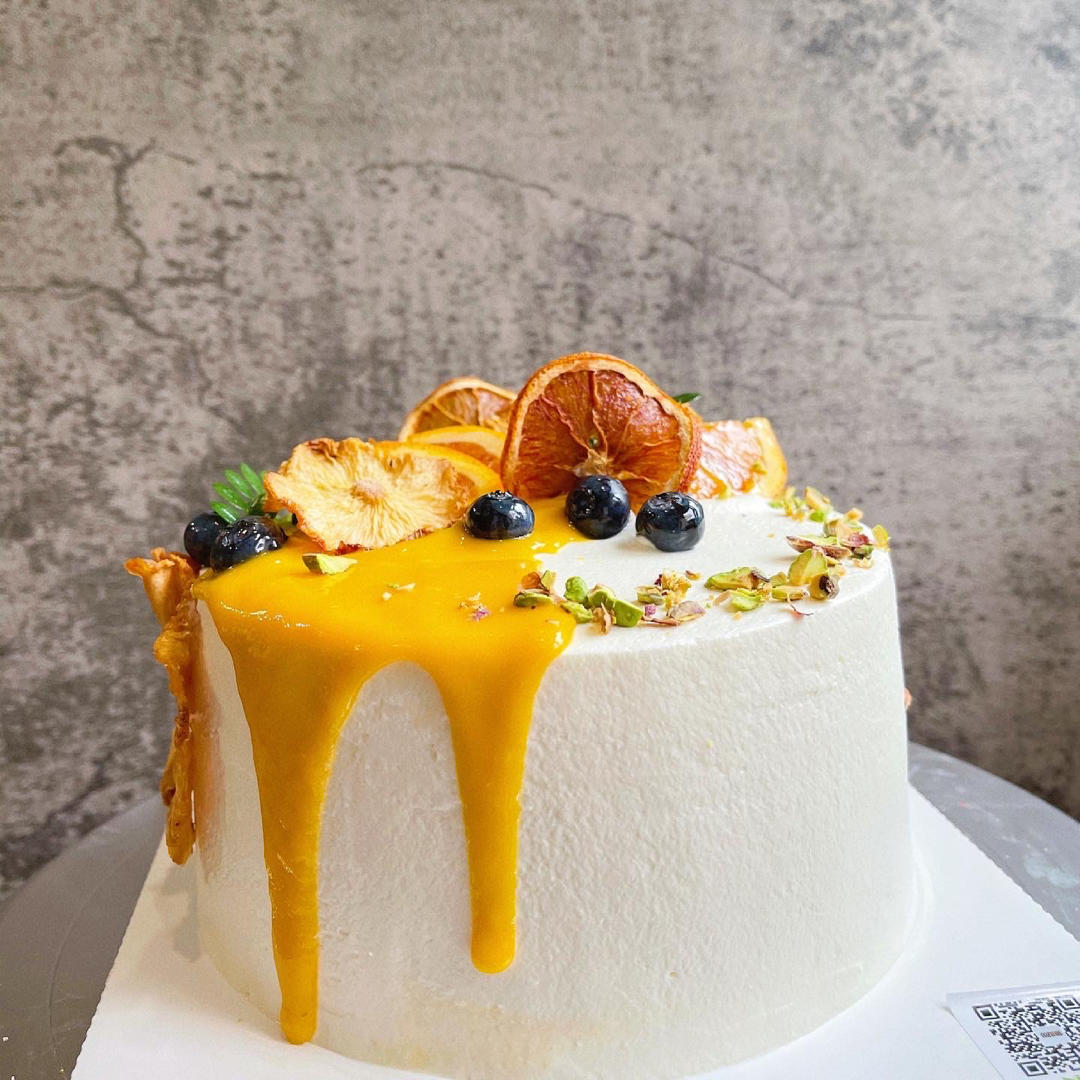 奶油水果装饰蛋糕