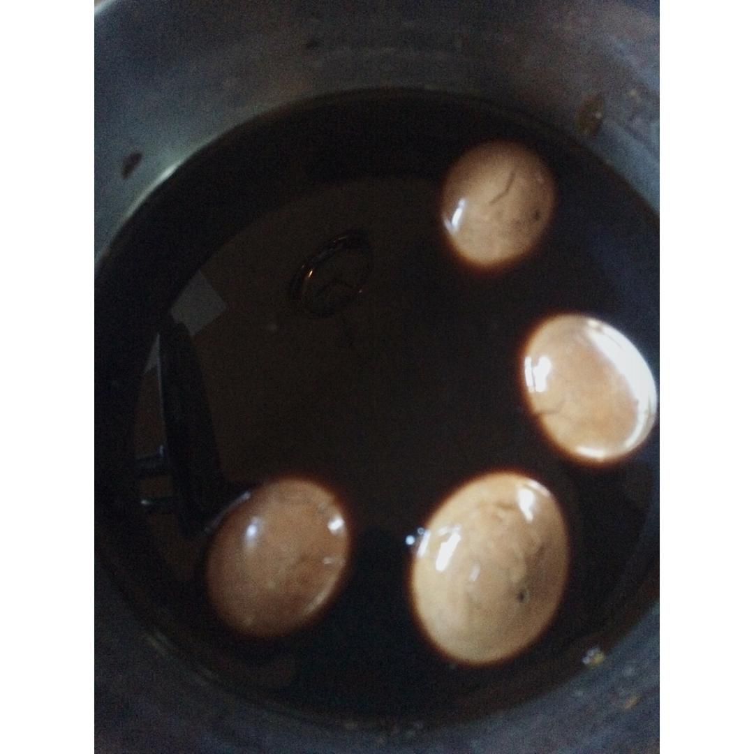 电饭煲煮五香茶叶蛋