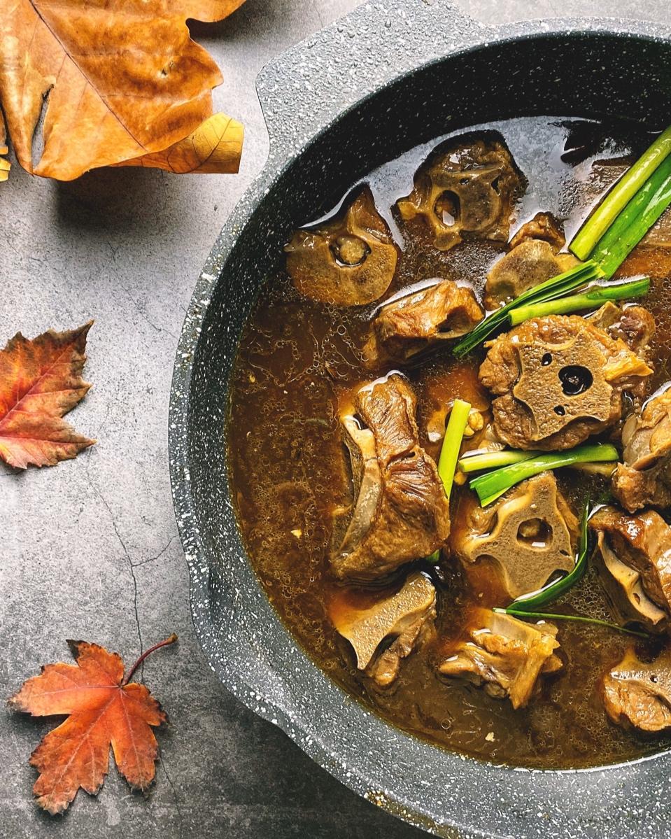 红焖羊蝎子火锅