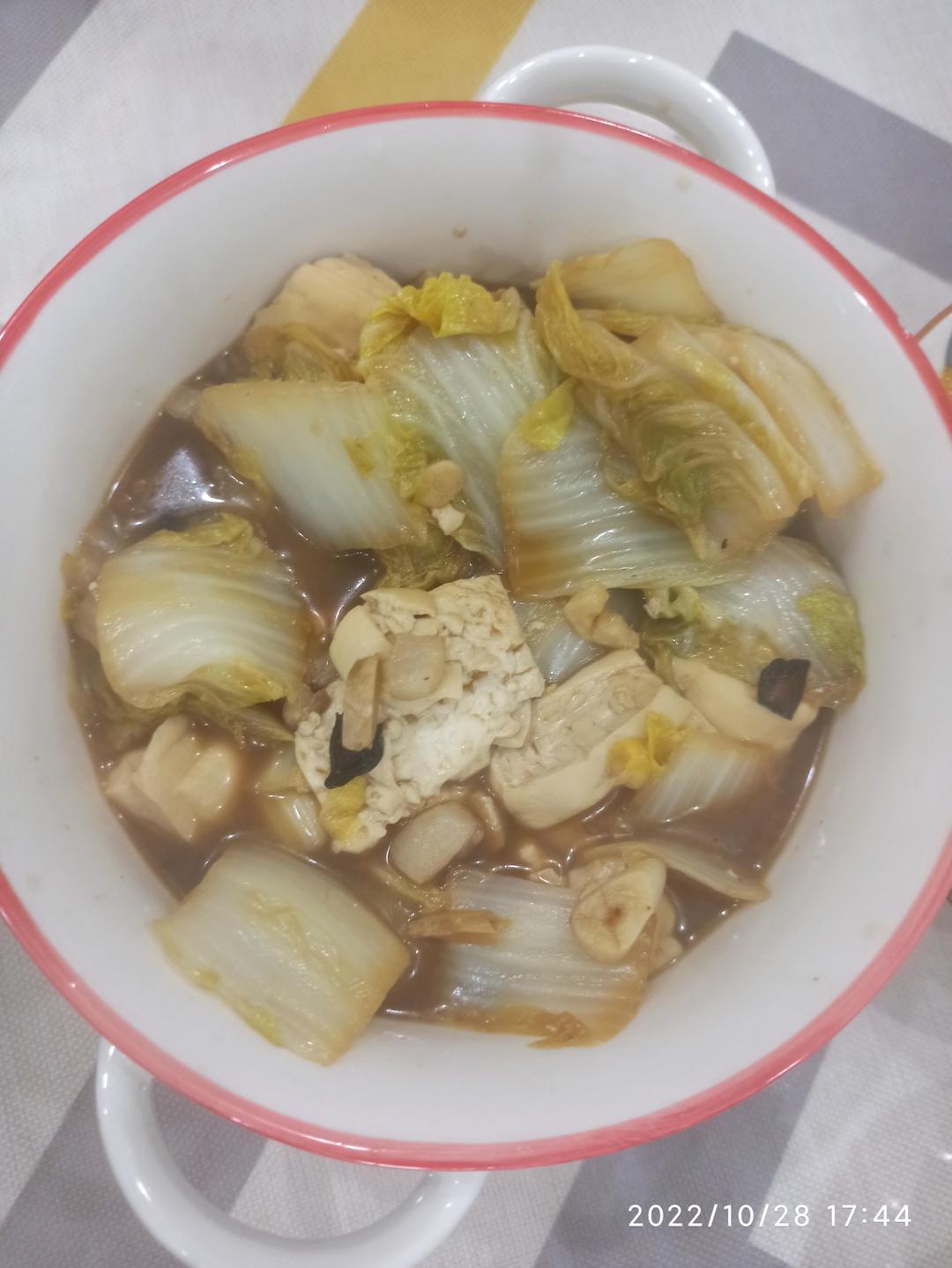 冬季最爱的家常菜！大白菜炖大豆腐或干豆腐