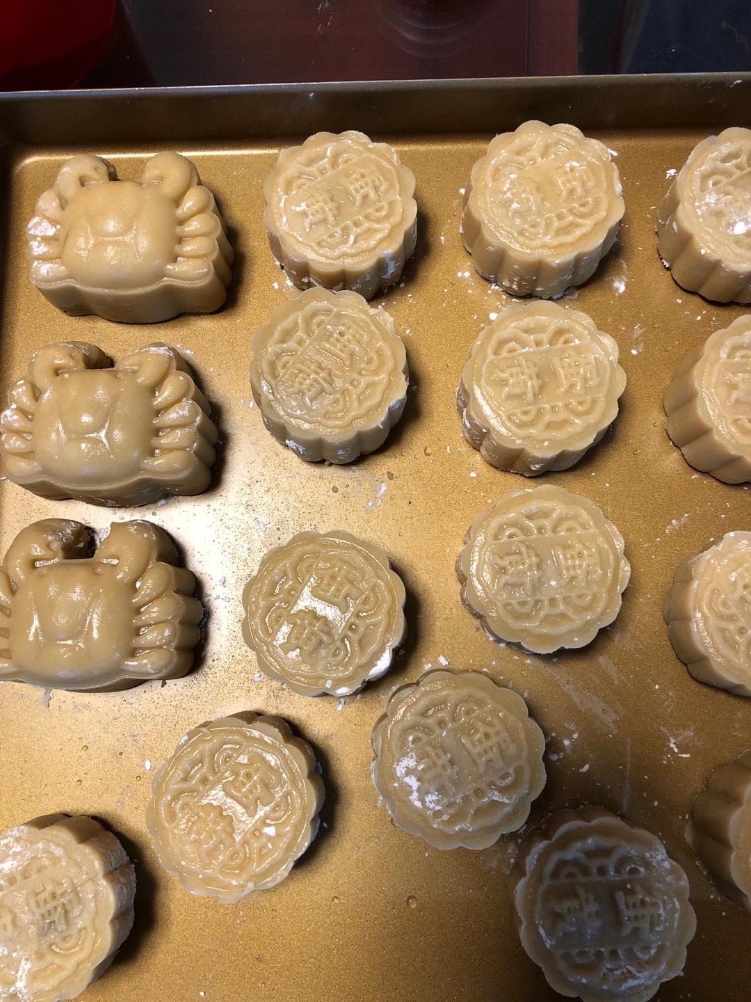 广式月饼—蛋黄莲蓉月饼