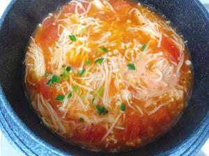 金针菇番茄汤（全素鲜美）的做法 步骤6