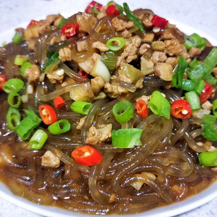 蚂蚁上树(肉沫粉条)的做法