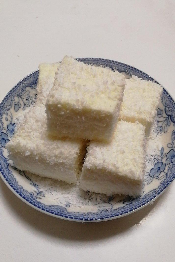 椰蓉牛奶小方
